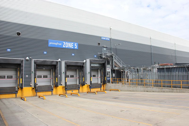 Loading bays with inflatable awnings