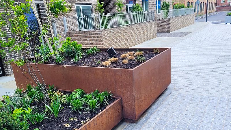 Rusting steel planters